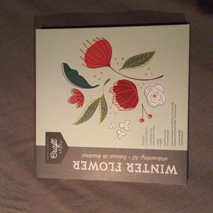 ⚡️LAST CHANCE SALE⚡️ NWOT CRAFT CRUSH Winter Flower Embroidery kit